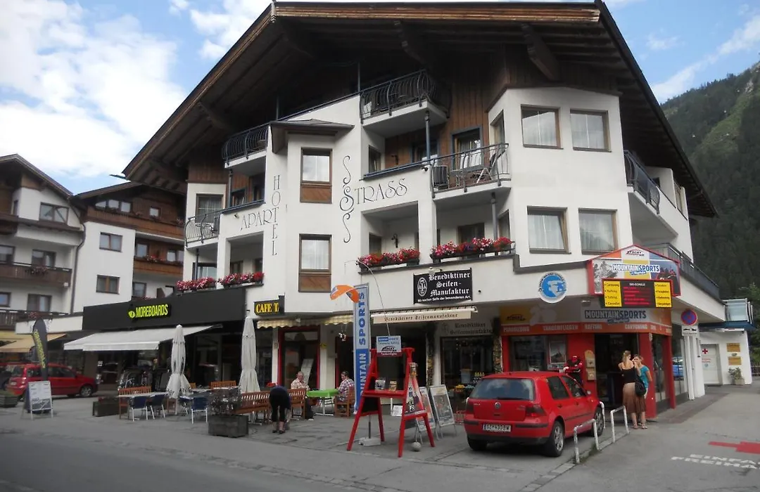 Strass- Aparthotel-1